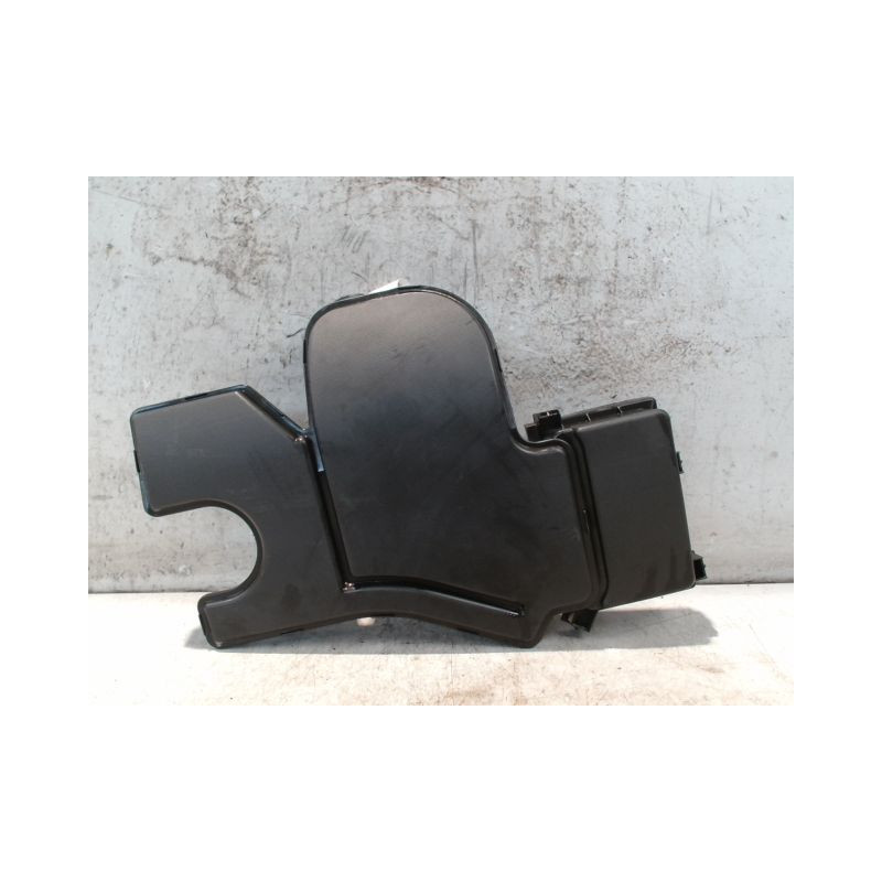 BOITIER FILTRE A AIR TOYOTA AYGO 5P