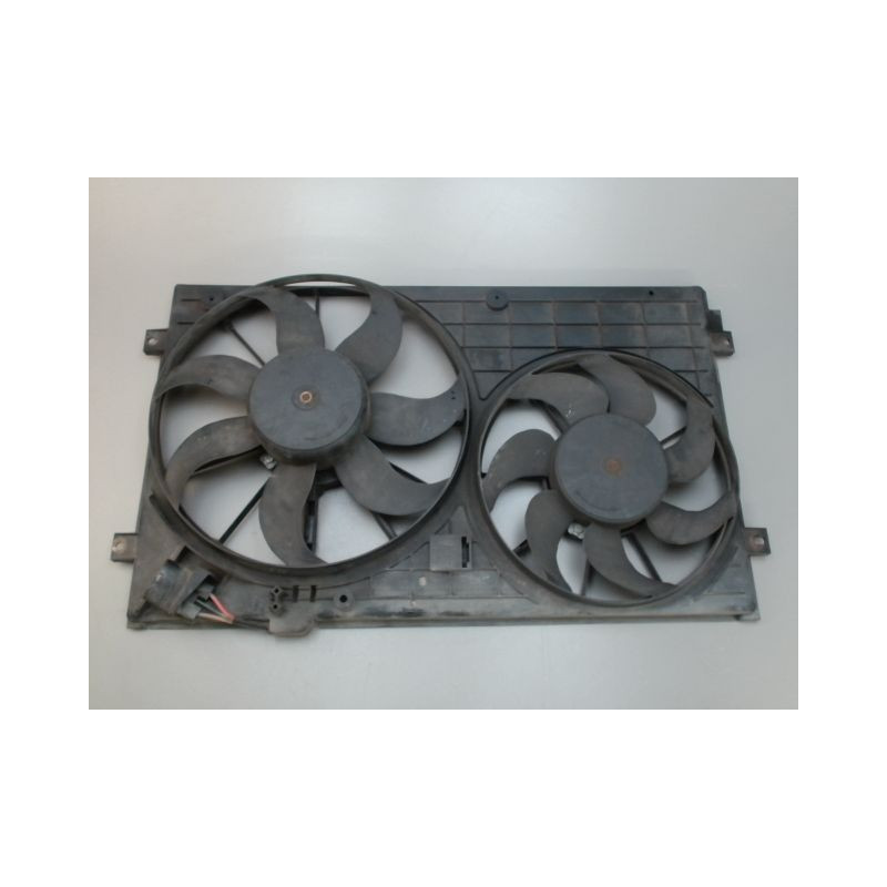 MOTEUR VENTILATEUR RADIATEUR SKODA OCTAVIA