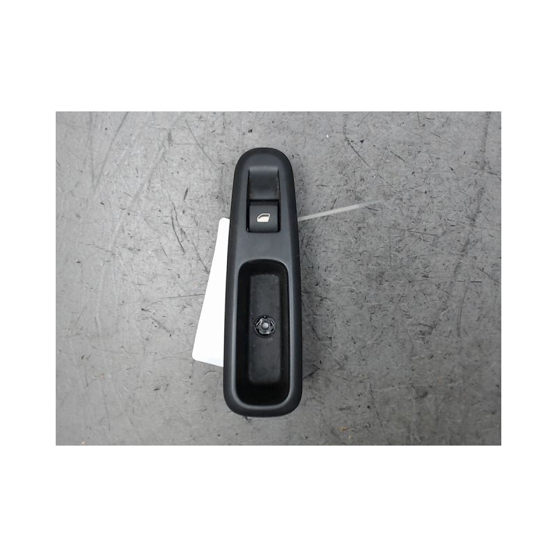 COMMANDE LEVE-GLACE PORTE ARG PEUGEOT 3008
