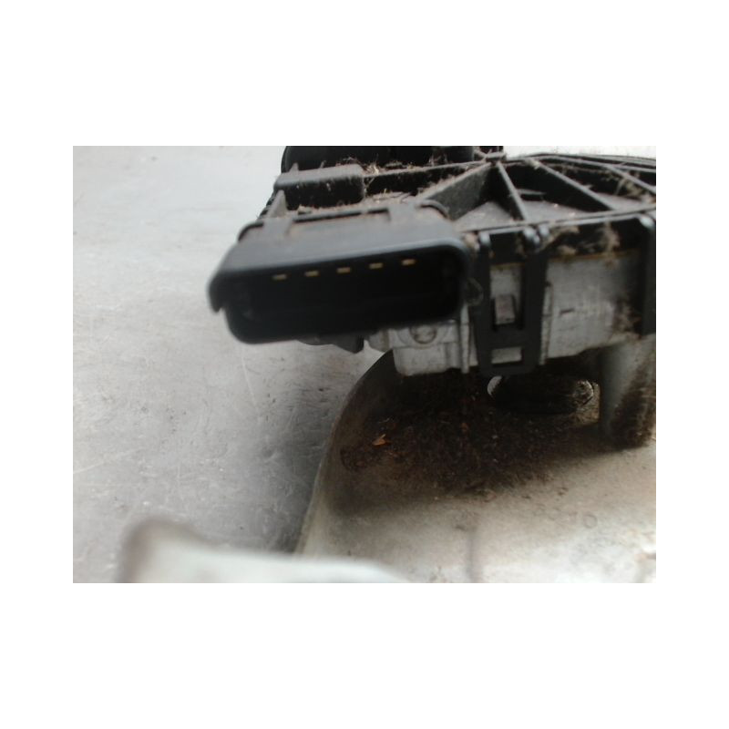 MECANISME ESSUIE-GLACE AVANT DACIA LOGAN