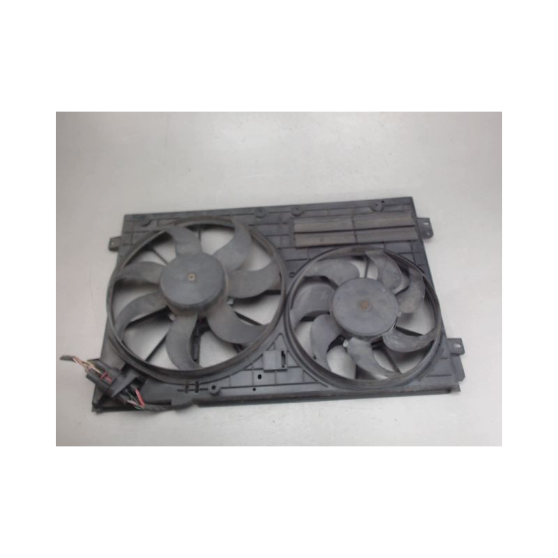 MOTEUR VENTILATEUR RADIATEUR VOLKSWAGEN PASSAT