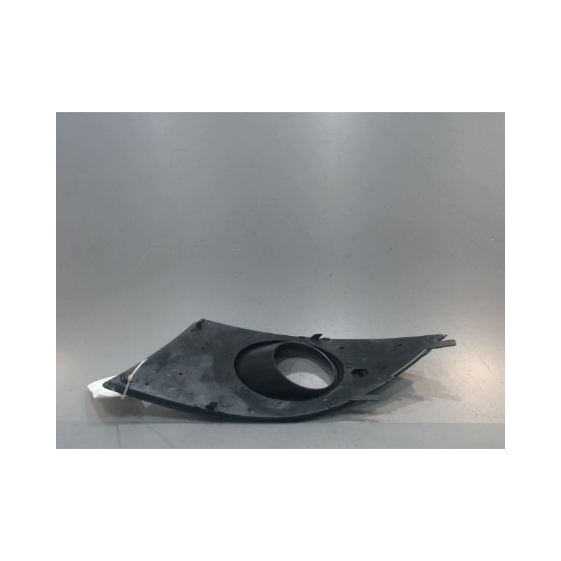 GRILLE VENTILATION PARE-CHOC AVD SEAT ALTEA