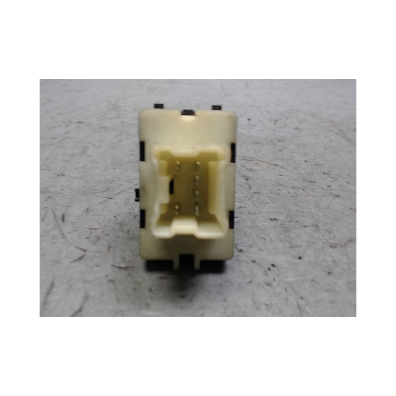 COMMANDE LEVE-GLACE PORTE AVD RENAULT KANGOO