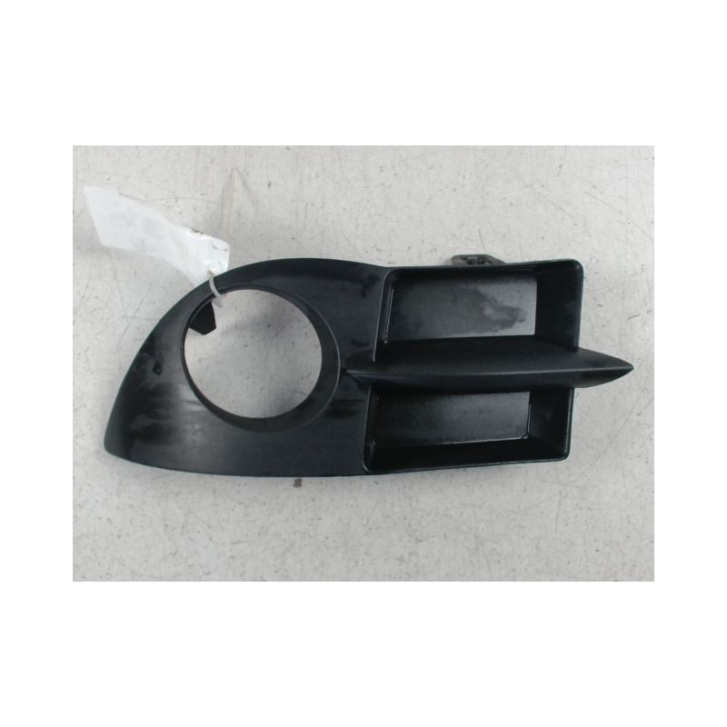 OBTURATEUR PHARE ADDITIONNEL PARE-CHOC AVG RENAULT CLIO II CAMPUS 06-