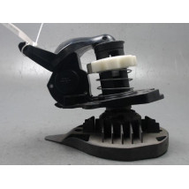 TREUIL DE ROUE DE SECOURS RENAULT CLIO III 2009-