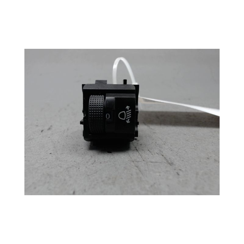 COMMANDE RÉGLAGE HAUTEUR DE PHARE CITROEN C3