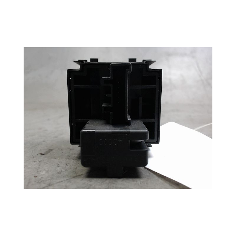 COMMANDE RÉGLAGE HAUTEUR DE PHARE RENAULT MEGANE