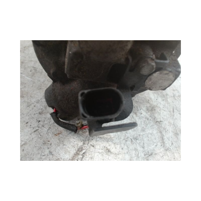 COMPRESSEUR AIR CONDITIONNE VOLKSWAGEN POLO 02-05