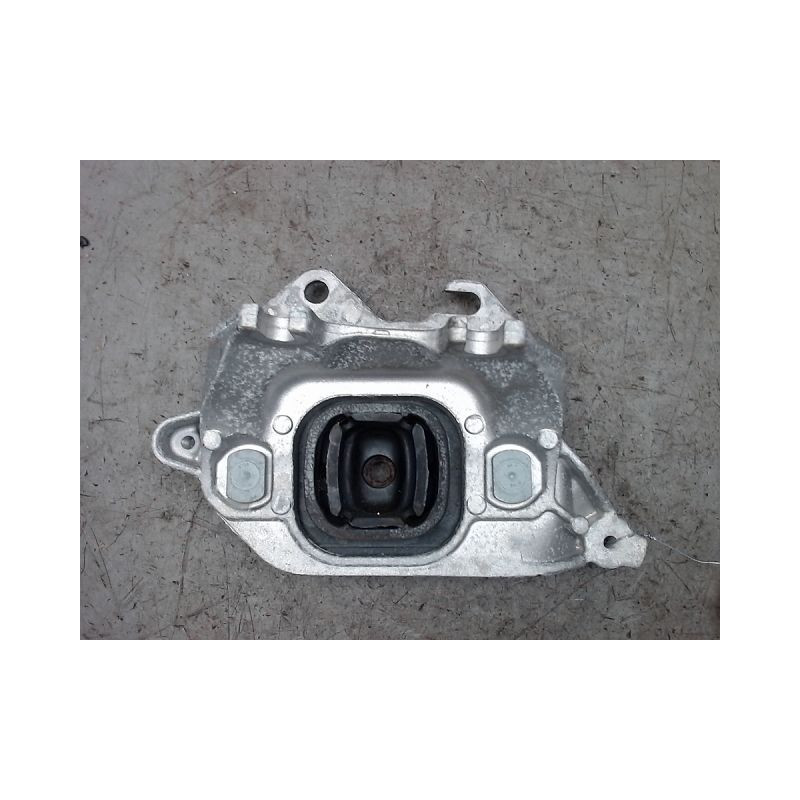 SUPPORT BOITE DE VITESSES RENAULT CLIO 5  Essence 