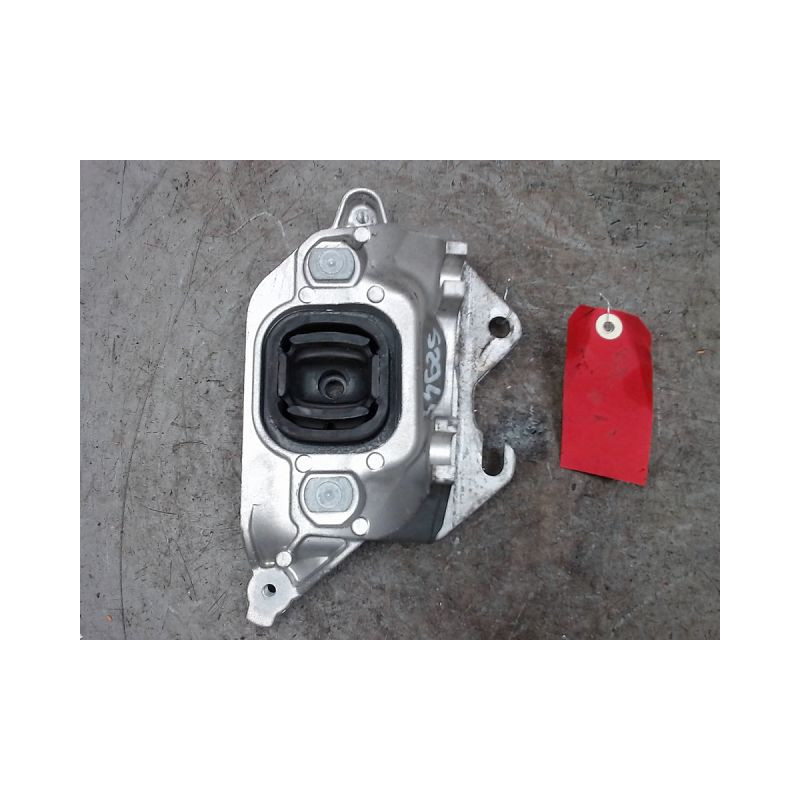 SUPPORT BOITE DE VITESSES RENAULT CLIO 5  Essence 