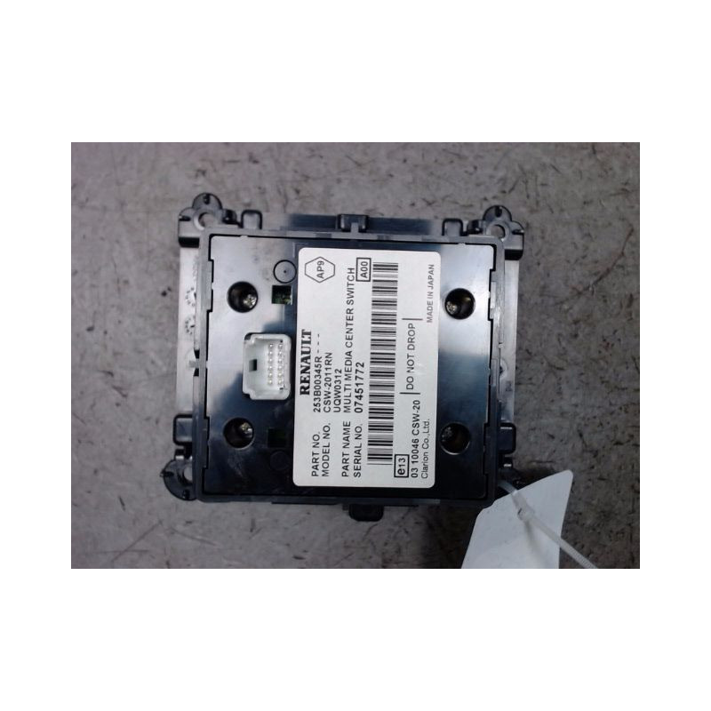 COMMANDE GPS RENAULT LAGUNA