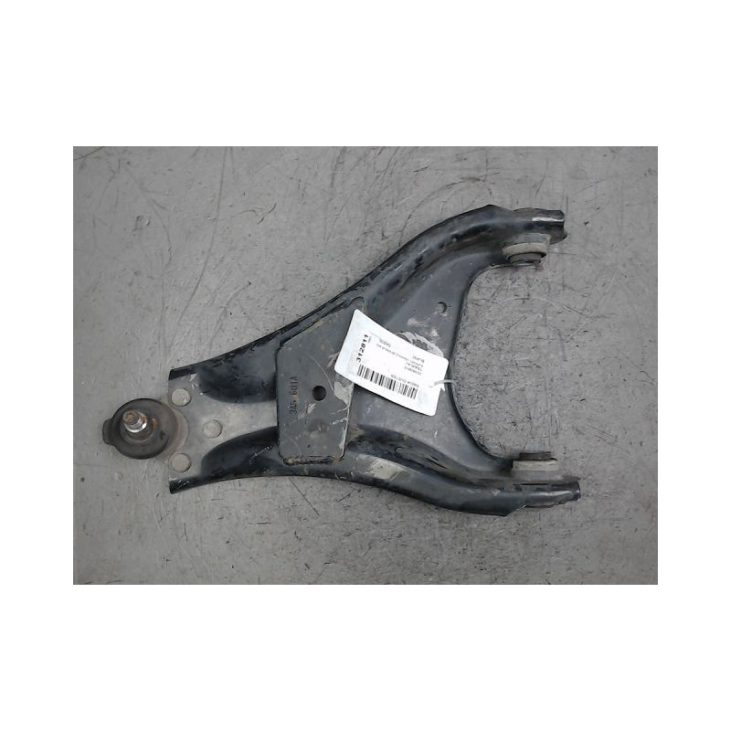 TRIANGLE INFERIEUR AVANT DROIT DACIA DUSTER