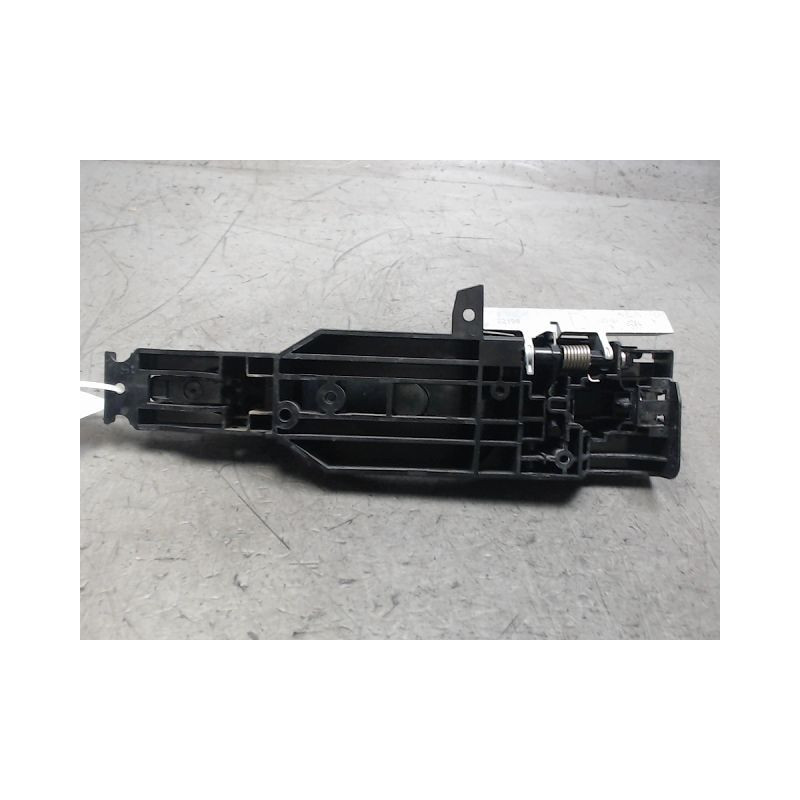 POIGNEE EXTERIEURE PORTE ARRIERE DROIT NISSAN QASHQAI