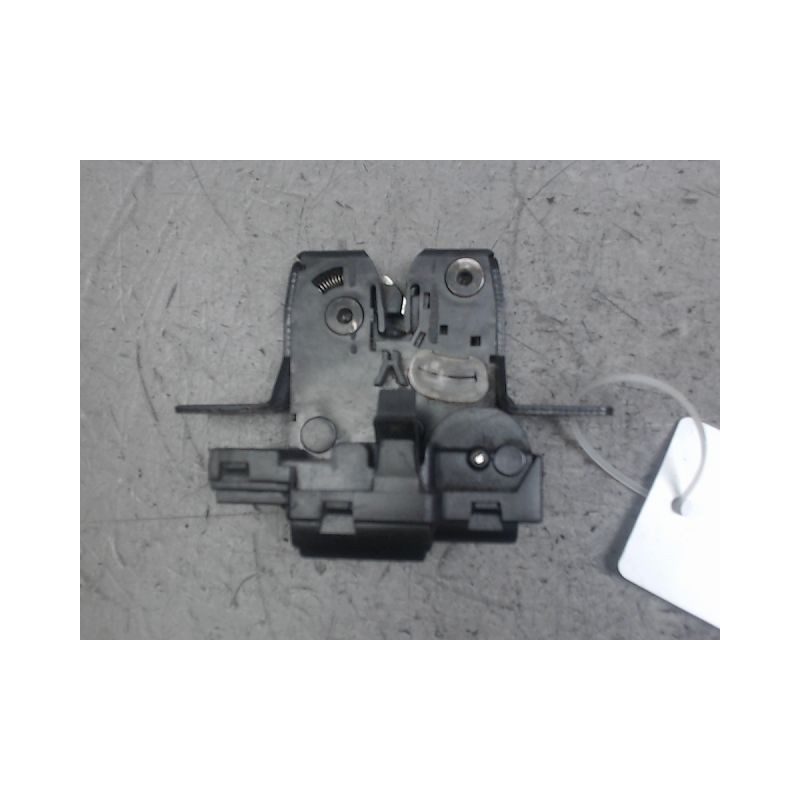 SERRURE HAYON  RENAULT SCENIC II PH2 2006-