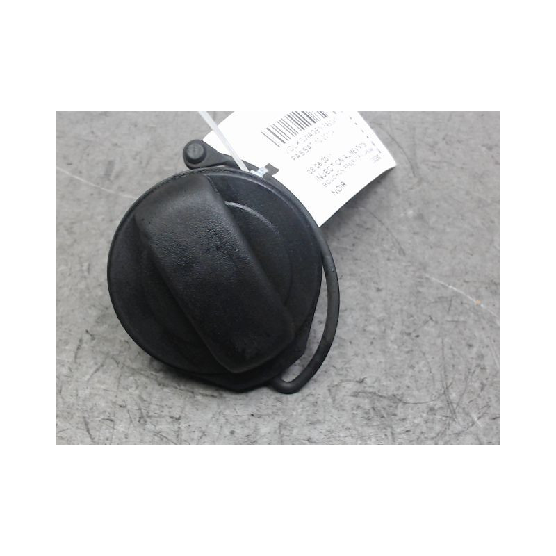 BOUCHON RESERVOIR A CARBURANT VOLKSWAGEN PASSAT 2010-