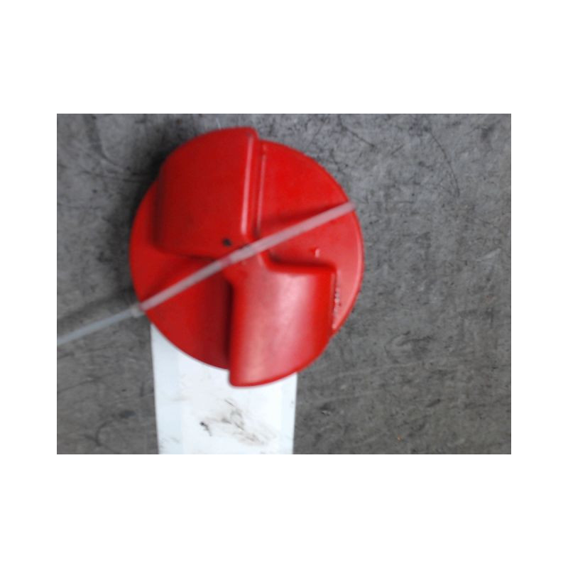 BOUCHON RESERVOIR A CARBURANT PEUGEOT 405 -92