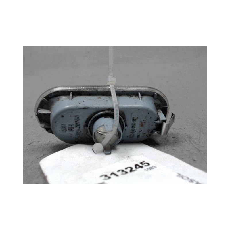 REPETITEUR AILE DROIT VOLKSWAGEN POLO 02-05