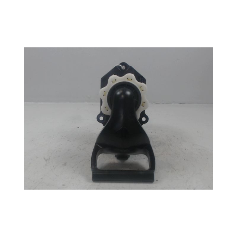 TREUIL DE ROUE DE SECOURS RENAULT CLIO III ESTATE 2008-