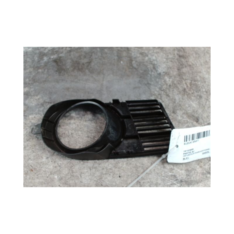 OBTURATEUR PHARE ADDITIONNEL PARE-CHOC AVG SUZUKI SWIFT
