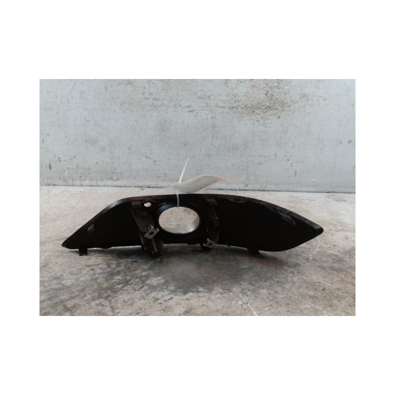OBTURATEUR PHARE ADDITIONNEL PARE-CHOC AVD MERCEDES CLASSE B 2008-