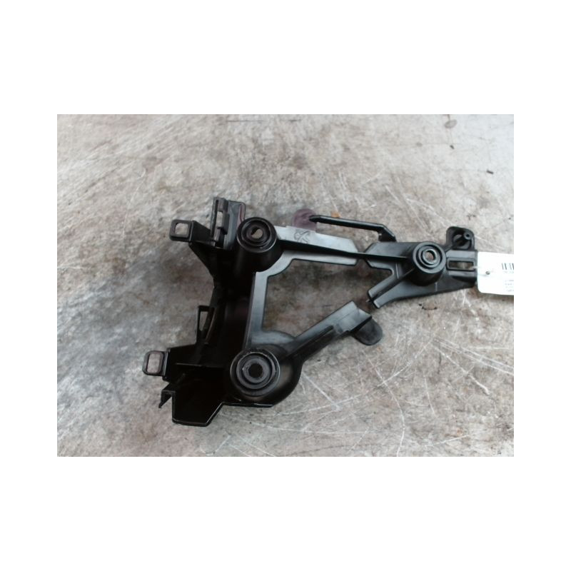 SUPPORT PARE-CHOC ARD PEUGEOT 2008