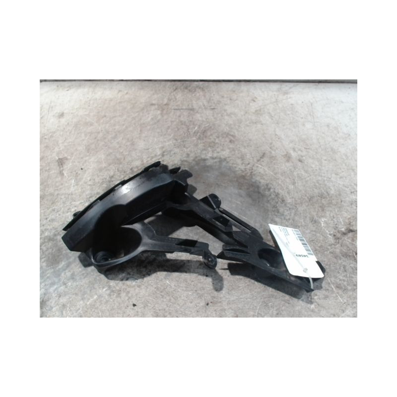 SUPPORT PARE-CHOC ARG PEUGEOT 2008