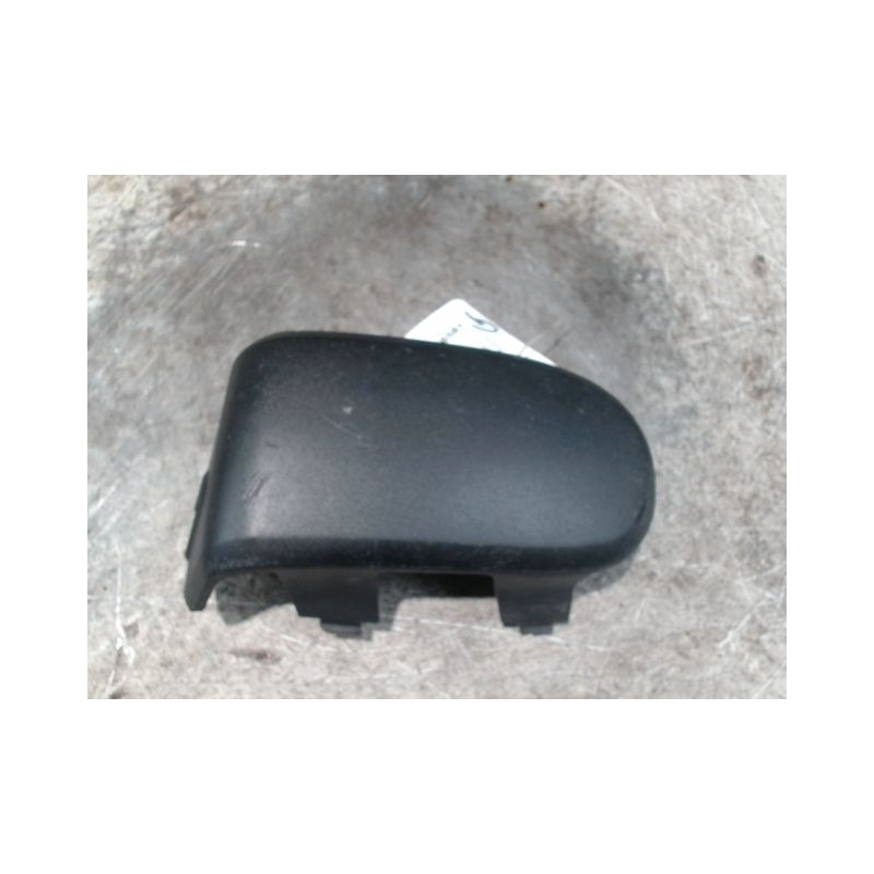 OBTURATEUR PHARE ADDITIONNEL PARE-CHOC AVG RENAULT SCENIC PH1 96-99