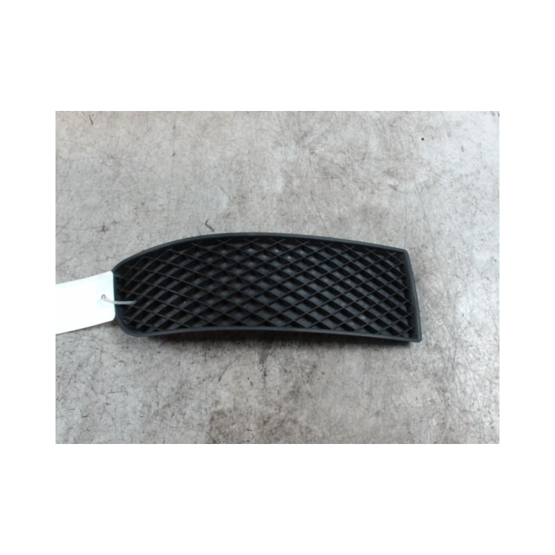 OBTURATEUR PHARE ADDITIONNEL PARE-CHOC AVG VOLKSWAGEN POLO 99-2001