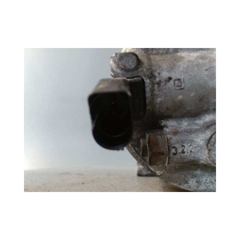 COMPRESSEUR AIR CONDITIONNE VOLKSWAGEN POLO 2009-