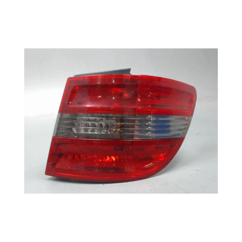 FEU ARRIERE DROIT MERCEDES CLASSE B 05-08