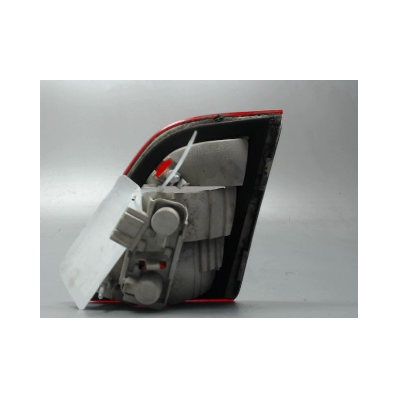 FEU ARRIERE INTERIEUR GAUCHE MERCEDES CLASSE B 05-08
