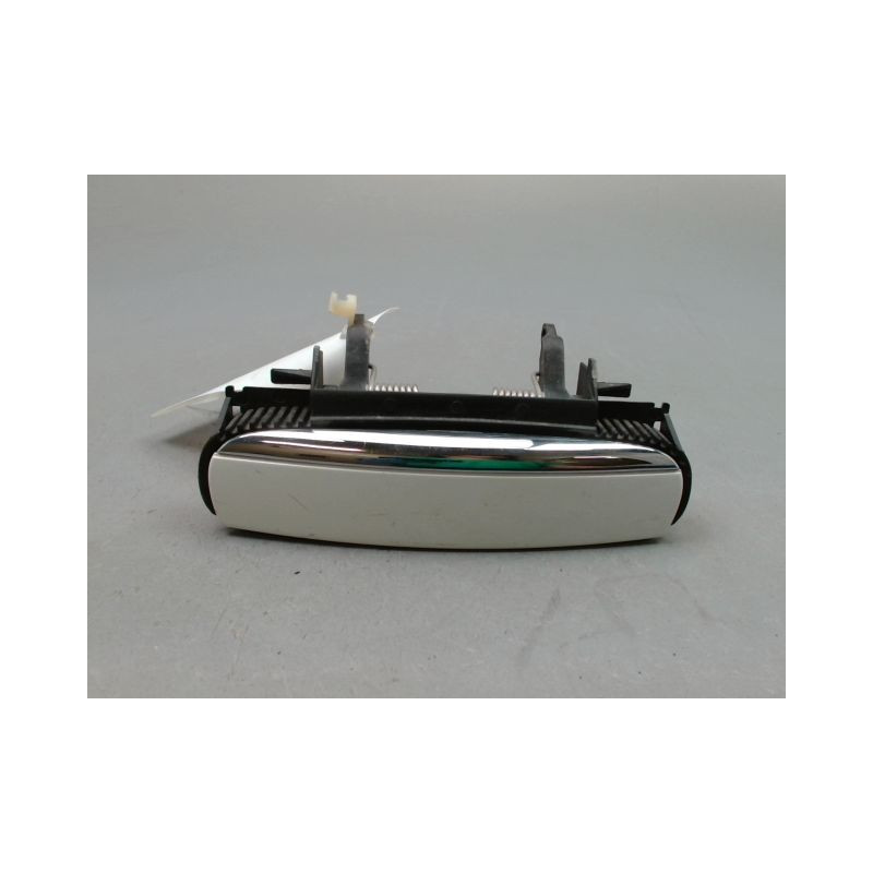 POIGNEE EXTERIEURE PORTE AVANT DROIT AUDI A3 SPORTBACK II Phase 2 (8P) 2008-2012