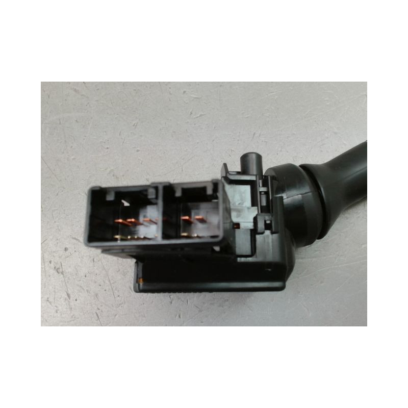 COMMANDE ESSUIE GLACE TOYOTA YARIS II 2010-