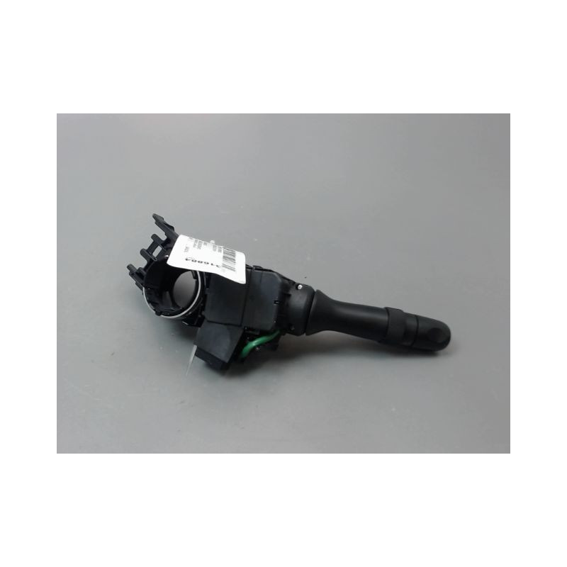 COMMANDE ECLAIRAGE TOYOTA VERSO 2010-