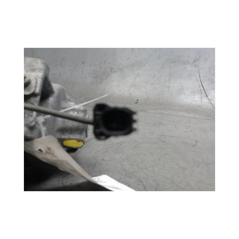 COMPRESSEUR AIR CONDITIONNE HONDA HR-V