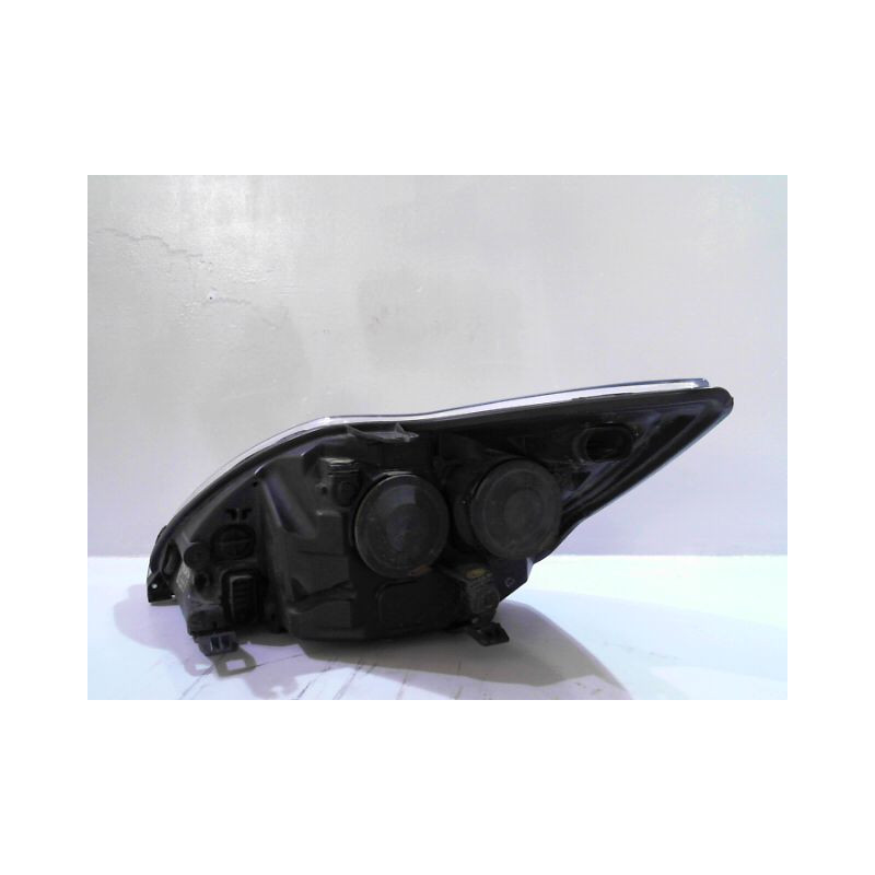 PHARE DROIT FORD FOCUS