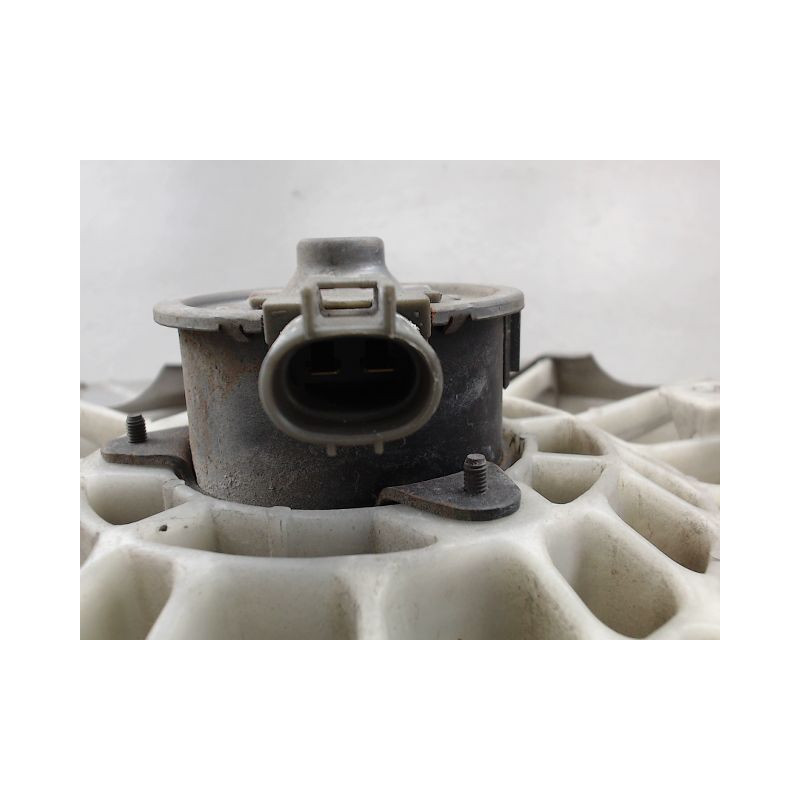 MOTEUR VENTILATEUR RADIATEUR TOYOTA YARIS
