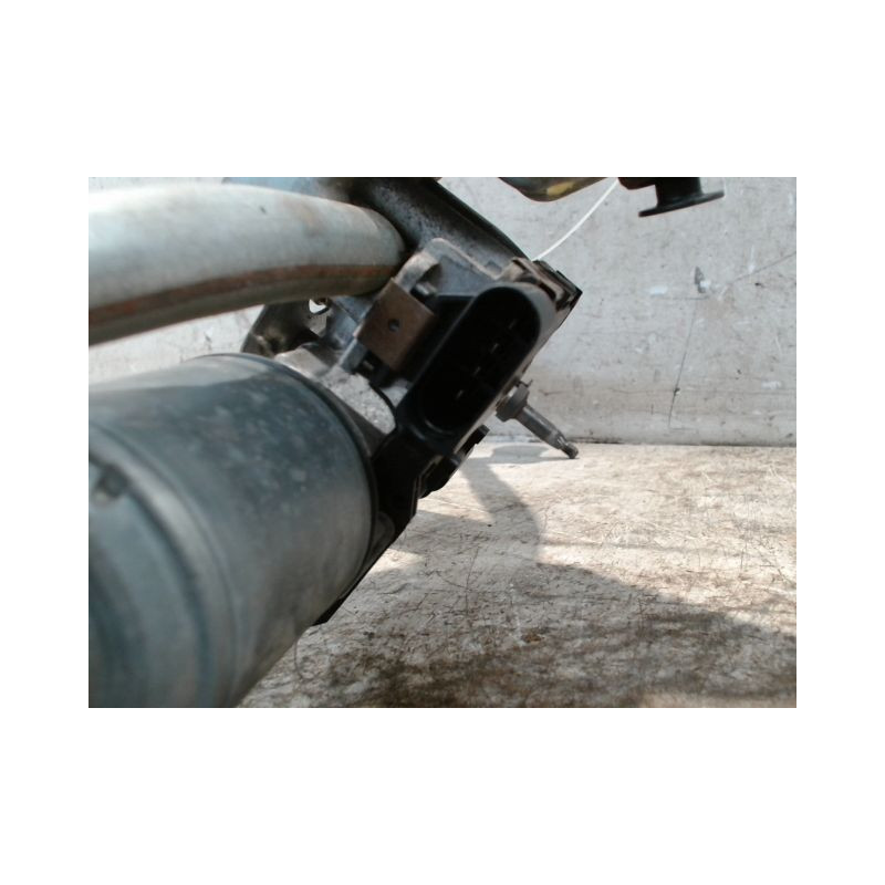 MECANISME ESSUIE-GLACE AVANT VOLKSWAGEN PASSAT SW 2005-