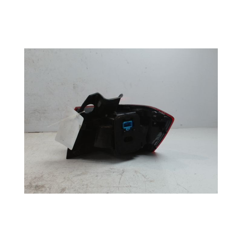 FEU ARRIERE GAUCHE  VOLKSWAGEN PASSAT SW 2005-