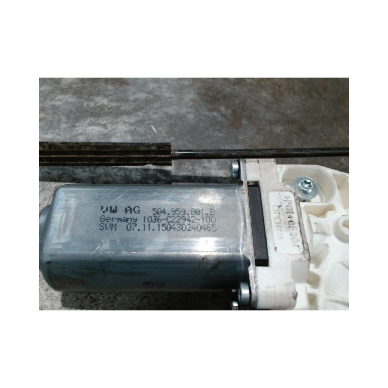 MECANISME+MOTEUR LEVE-GLACE AVANT GAUCHE VOLKSWAGEN PASSAT SW 2005-