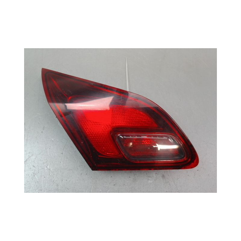 FEU ARRIERE INTERIEUR GAUCHE OPEL ASTRA IV Phase 1 (J) 2010-2012