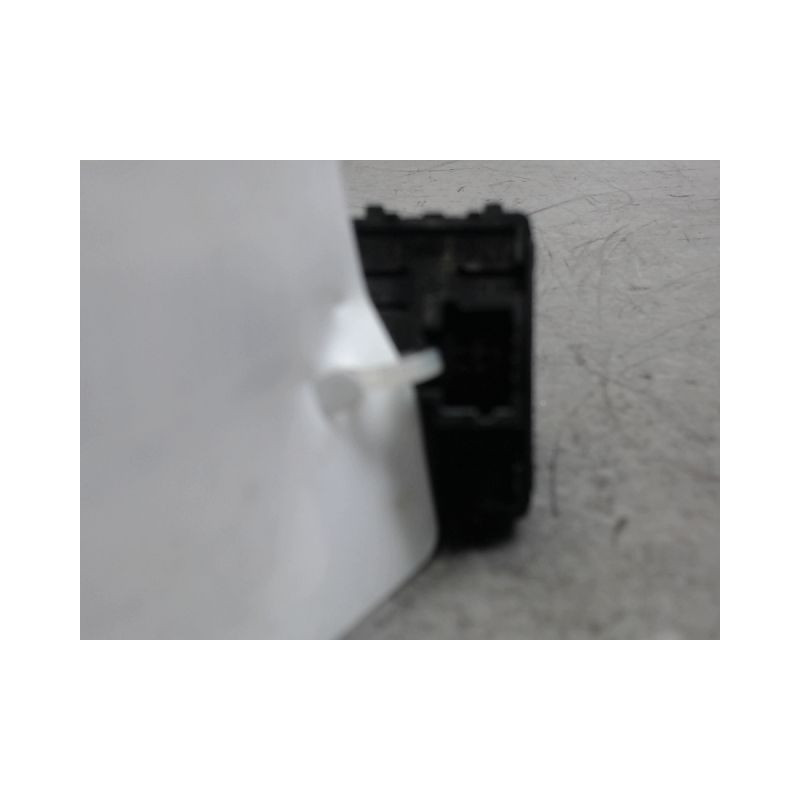 COMMANDE LEVE-GLACE PORTE ARG RENAULT MEGANE