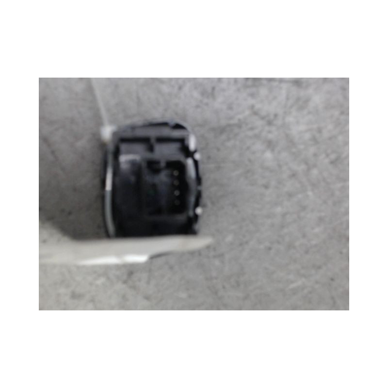 COMMANDE LEVE-GLACE PORTE AVG FIAT PANDA