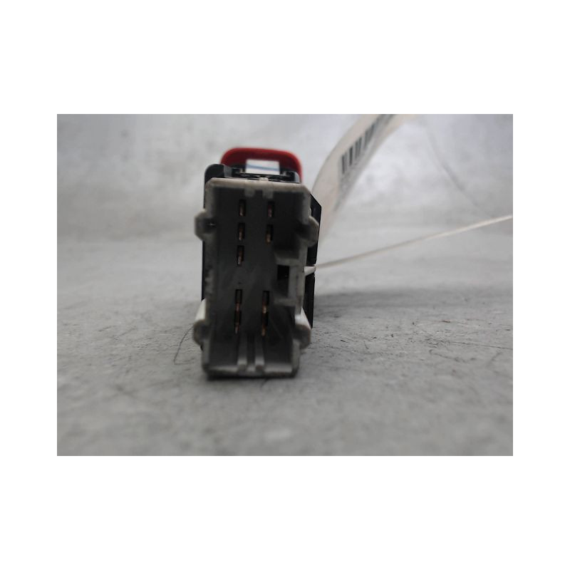 BOUTON DE WARNING HONDA HR-V JOY MACHINE -2001