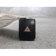 BOUTON DE WARNING TOYOTA AURIS