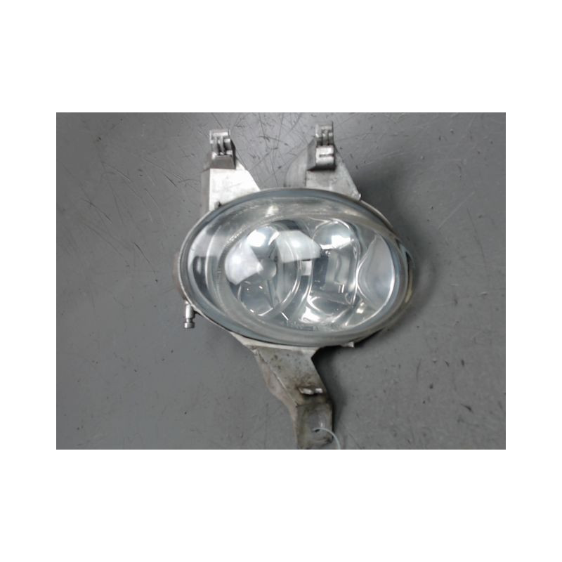PHARE ANTIBROUILLARD AVANT DROIT PEUGEOT 206 5P