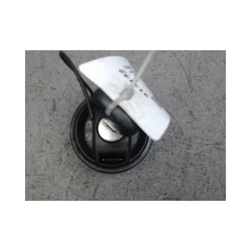 BOUCHON RESERVOIR A CARBURANT CITROEN C1 3P