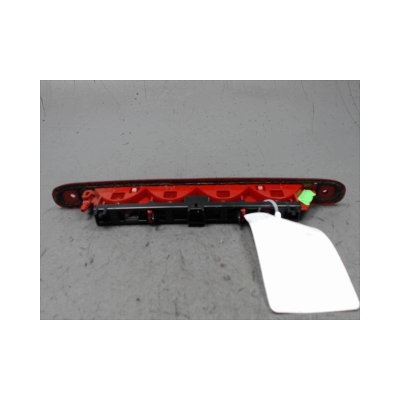 FEUX STOP SUPPLEMENTAIRE PEUGEOT 107 3P