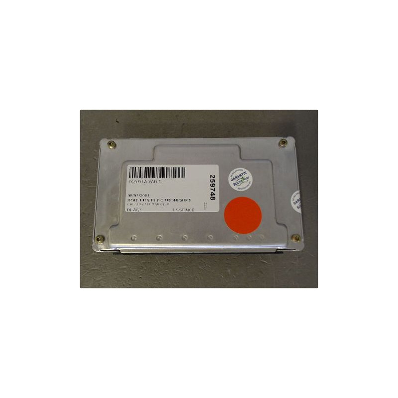 CALCULATEUR MOTEUR TOYOTA YARIS