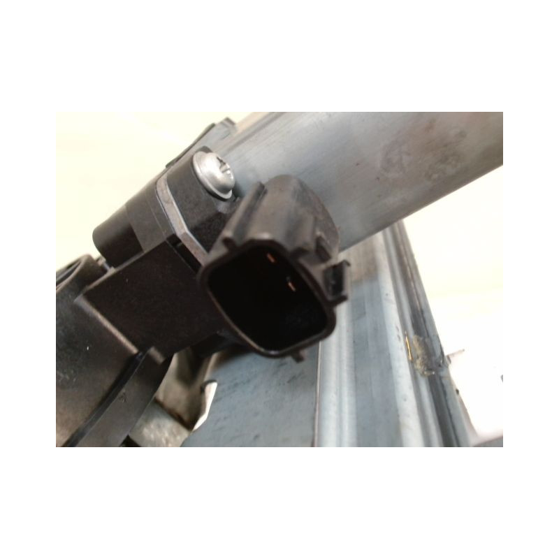 MECANISME+MOTEUR LEVE-GLACE AVANT DROIT DACIA LODGY BREAK 2012-...
